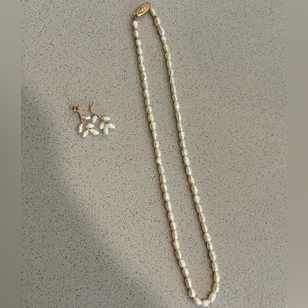 14k gold pearl vintage necklace and earrings